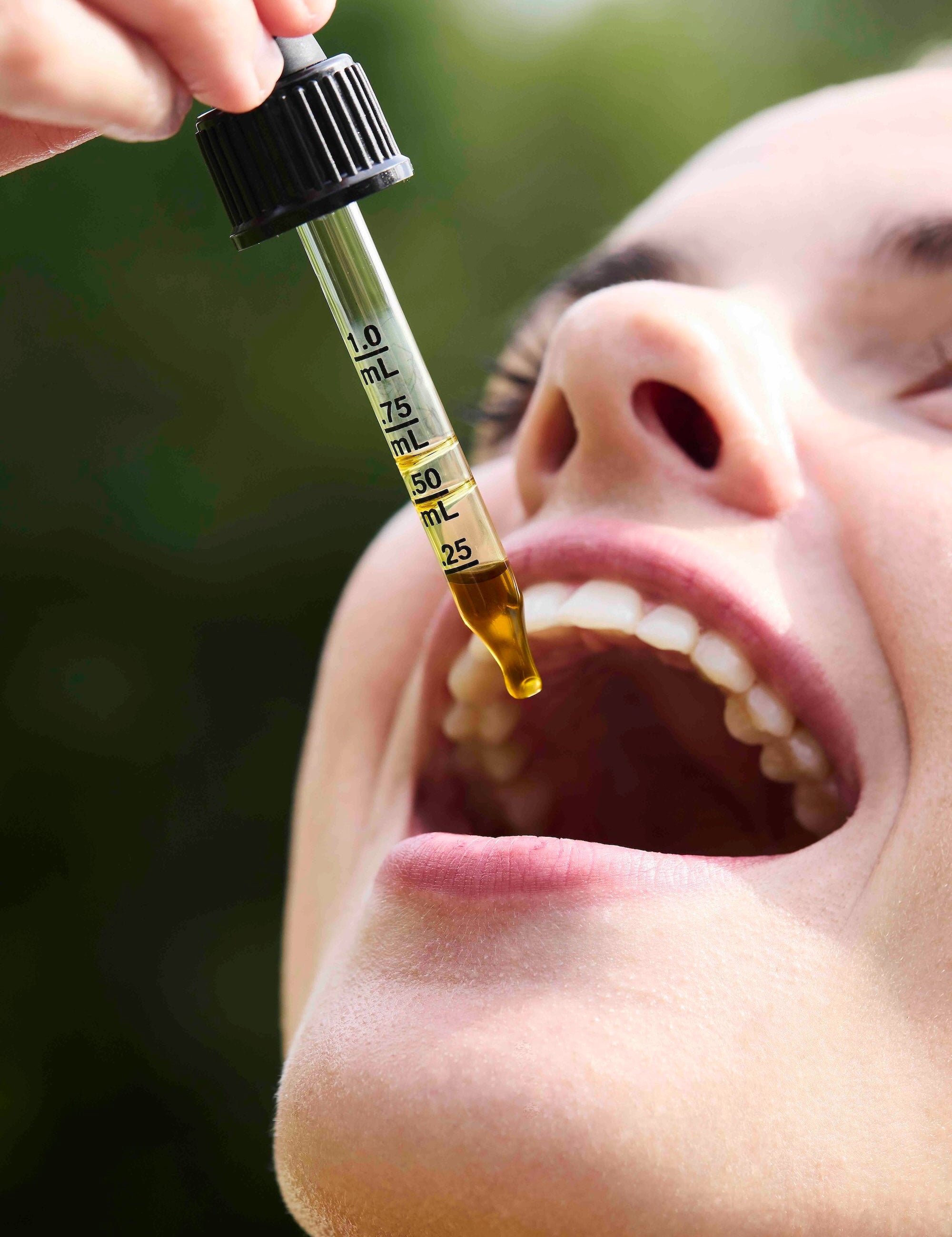 Top 3 Effective Ways to Use CBD Oil